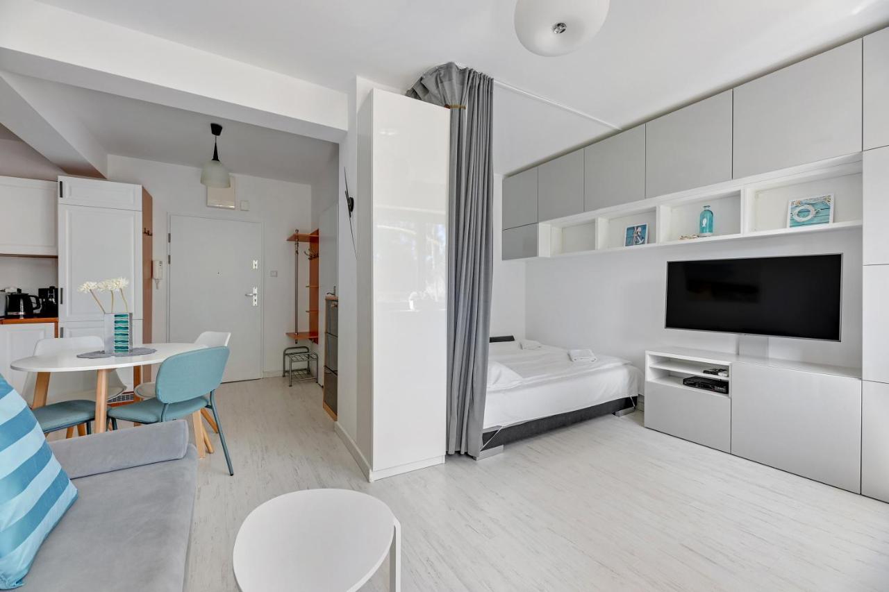 Apartamenty Jelitkowski Dwor กดัญสก์ ภายนอก รูปภาพ