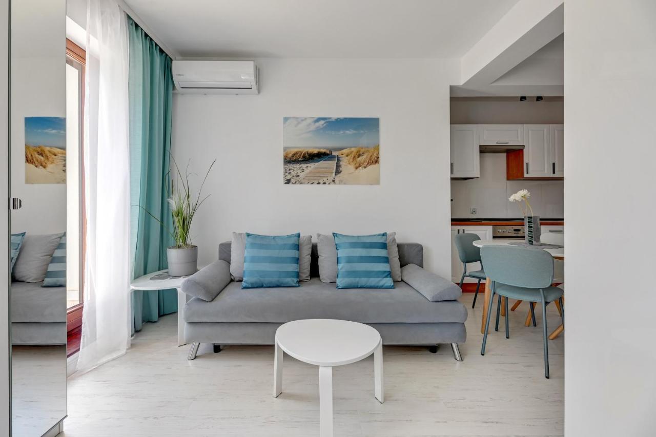 Apartamenty Jelitkowski Dwor กดัญสก์ ภายนอก รูปภาพ